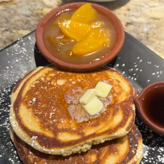 Peach Cobbler Pancakes