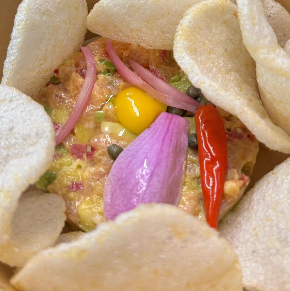 SMOLDERING PETAL TARTARE.